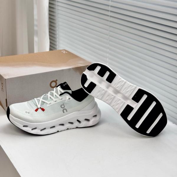 On Running Cloudtilt Mineral Ivory