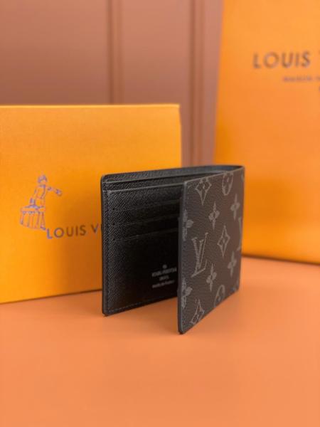LOUIS VUITTON M82809 Multiple Wallet M61695 size 11.5*1.5*9 cm
