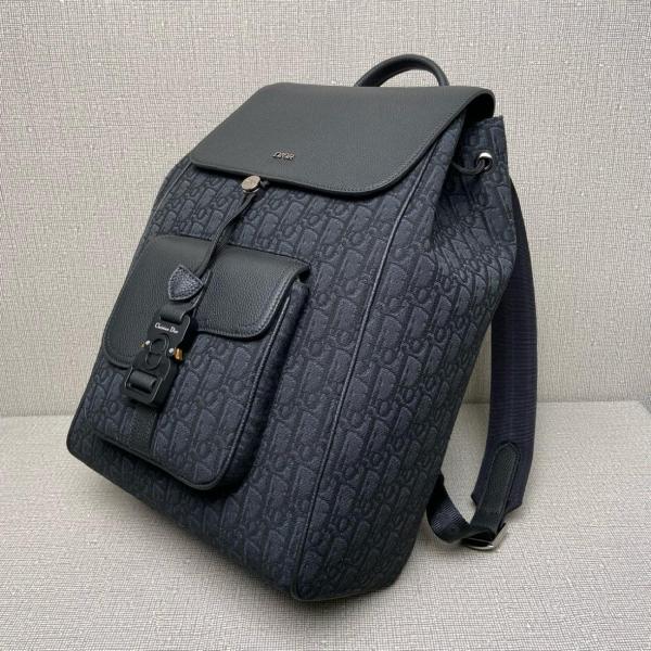DIOR OBLIQUE Grained Calfskin Backpack Men's Black 1ADBA200YKS-H03E size 26.5*15*40 cm