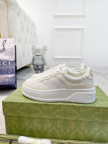 GUCCI Gg Canvas Trainer 'White Grey'