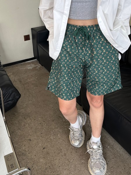 Clothes Louis Vuitton 20250410-4