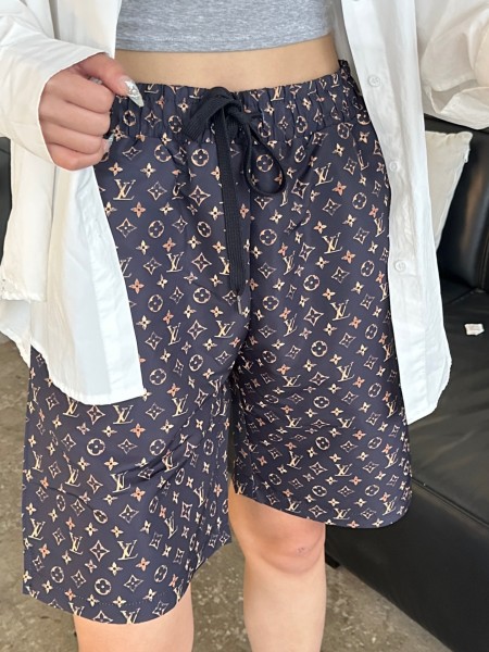 Clothes Louis Vuitton 20250410-3