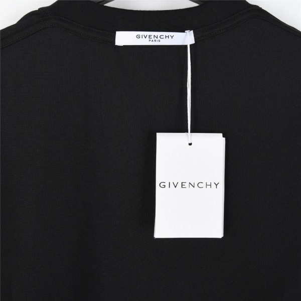  Clothes Givenchy 20250410-4