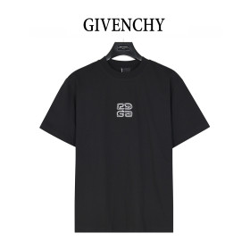  Clothes Givenchy 20250410-3