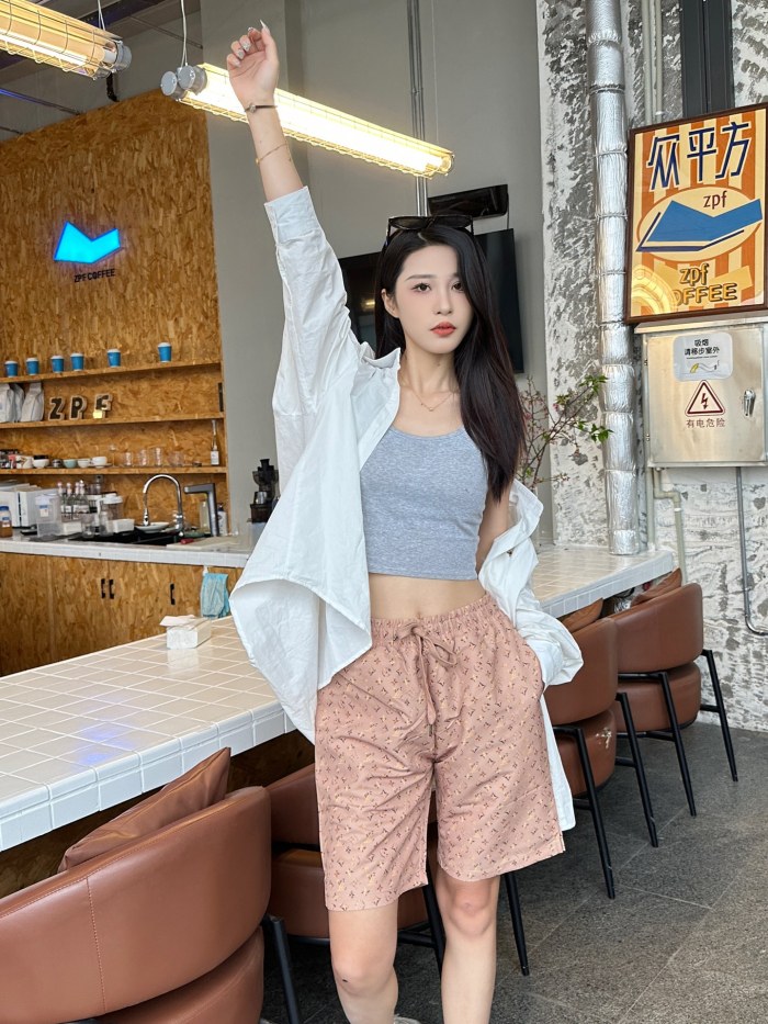 Clothes Louis Vuitton 20250410-2