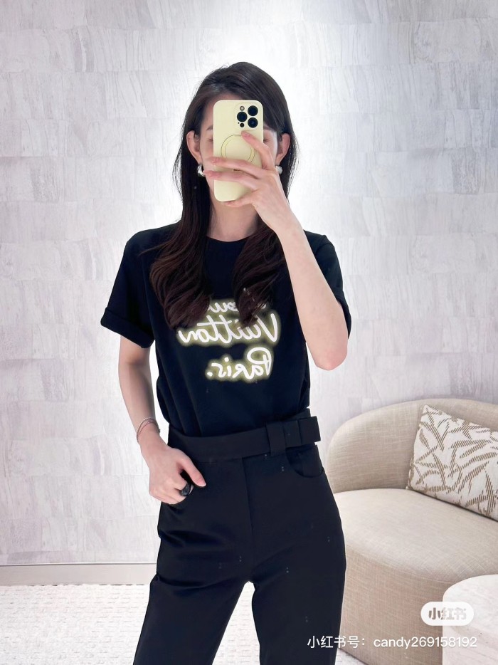  Clothes Louis Vuitton 20250410-5