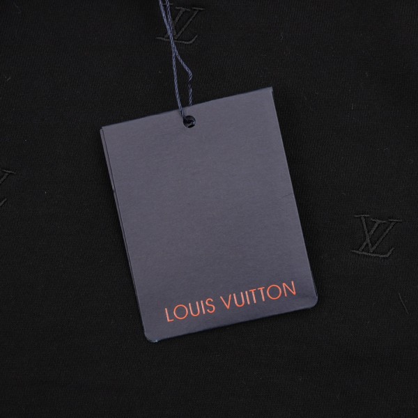  Clothes Louis Vuitton 20250410-12