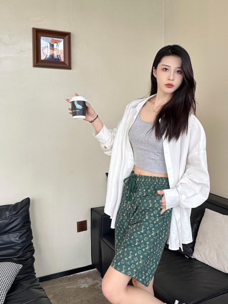 Clothes Louis Vuitton 20250410-4