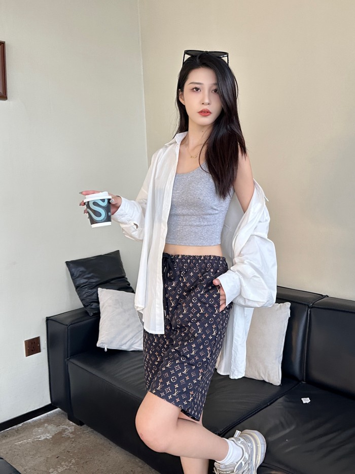 Clothes Louis Vuitton 20250410-3