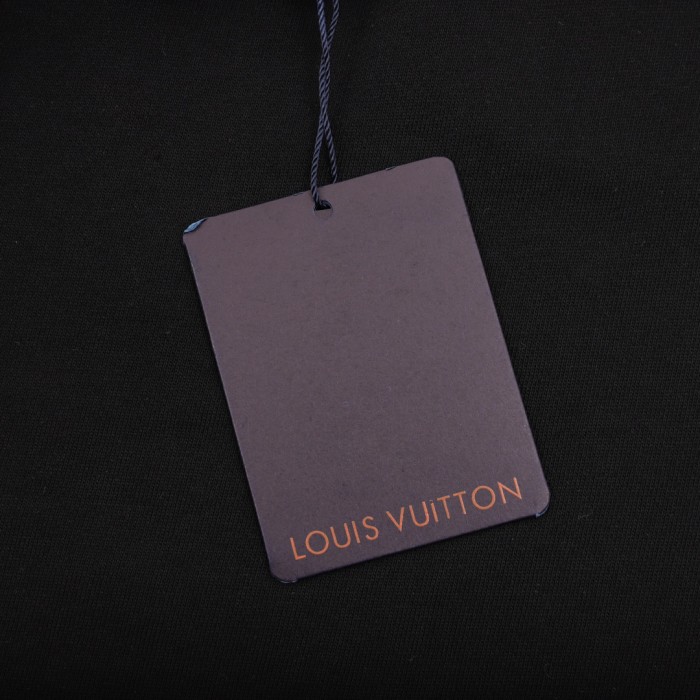 Clothes Louis Vuitton 20250410-10