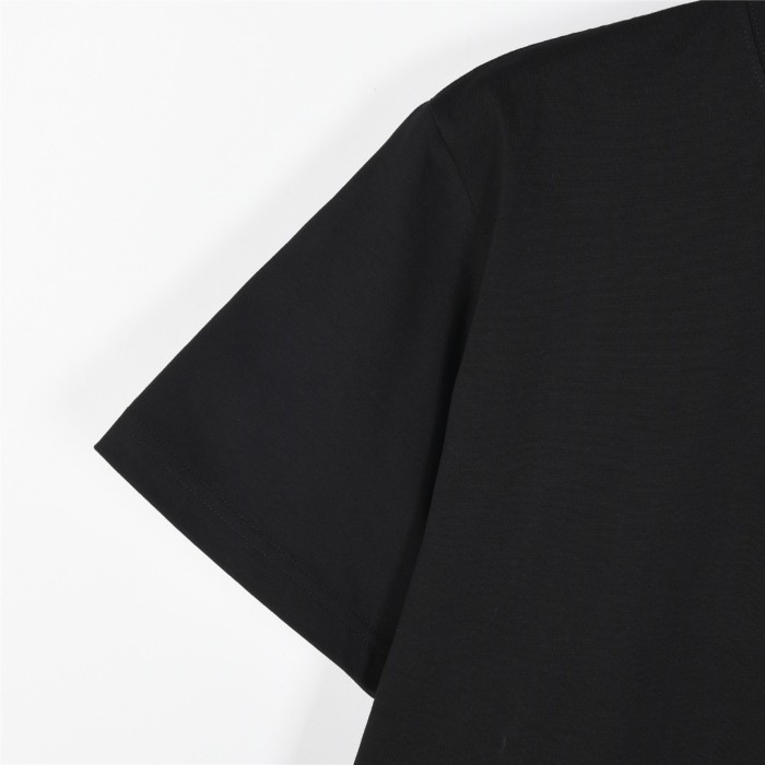  Clothes Givenchy 20250410-3