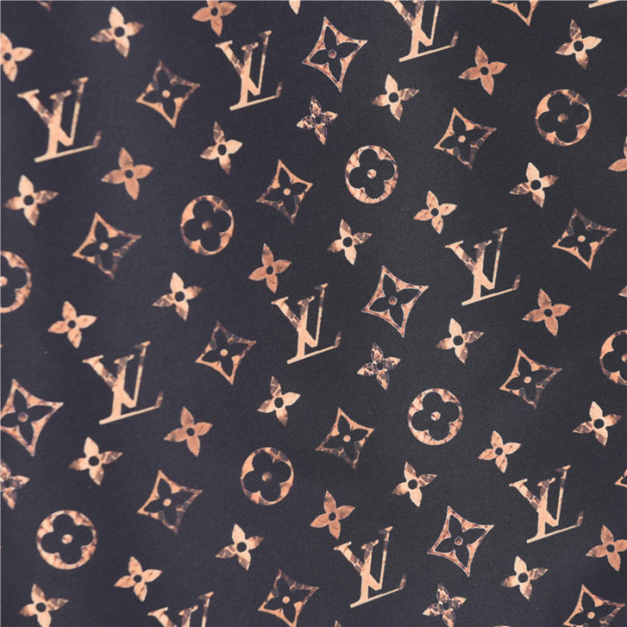 Clothes Louis Vuitton 20250410-3