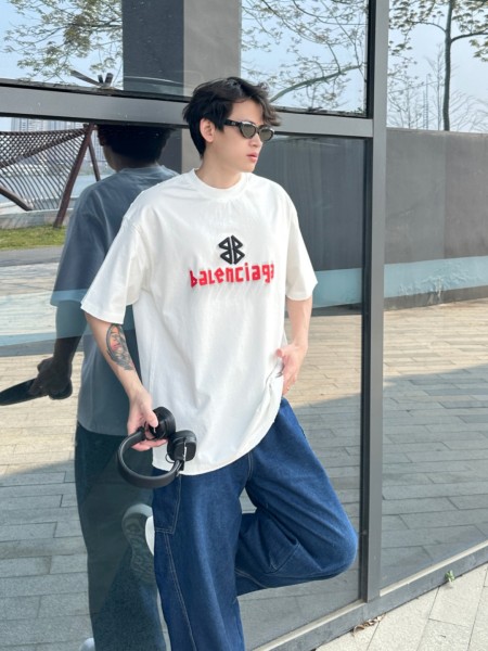 Clothes Balenciaga 20250410-2