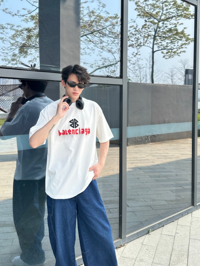 Clothes Balenciaga 20250410-2