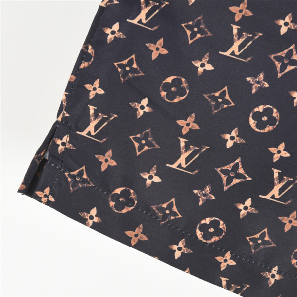 Clothes Louis Vuitton 20250410-3