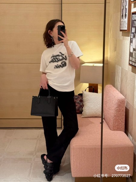  Clothes Louis Vuitton 20250410-6