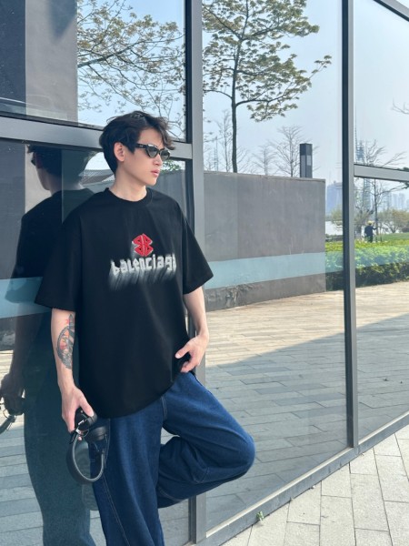 Clothes Balenciaga 20250410-1