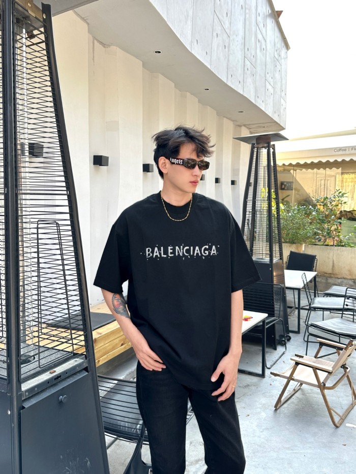 Clothes Balenciaga 20250410-3