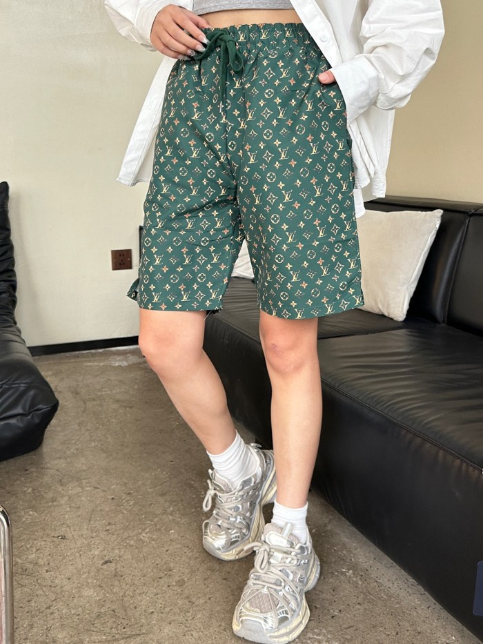 Clothes Louis Vuitton 20250410-4