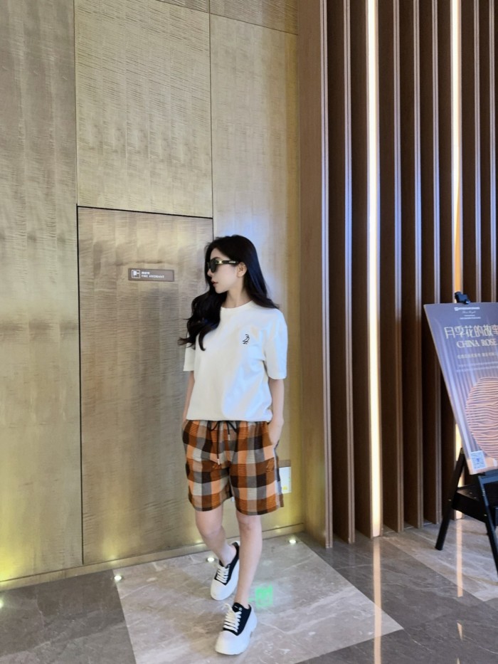 Clothes Louis Vuitton 20250419-15