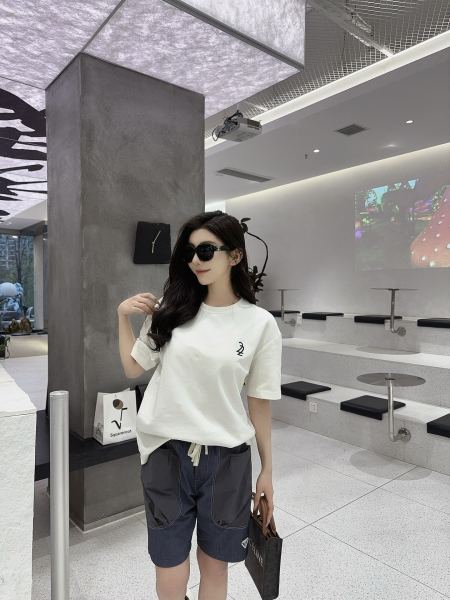 Clothes Prada 20250419-1