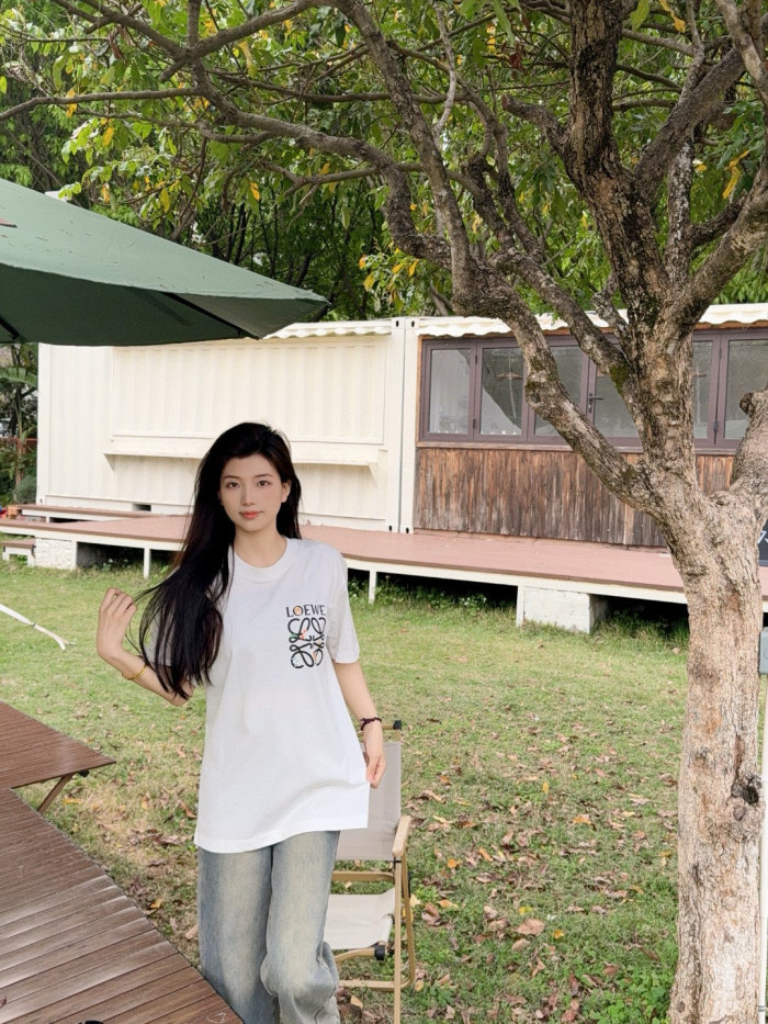  Clothes Loewe 20250419-1