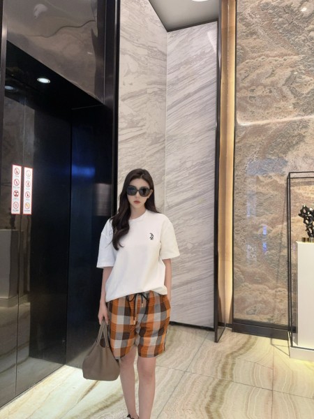 Clothes Louis Vuitton 20250419-15