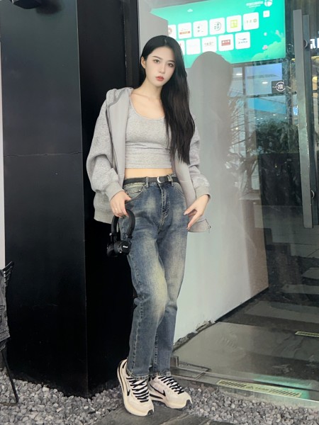 Clothes Louis Vuitton 20250419-13