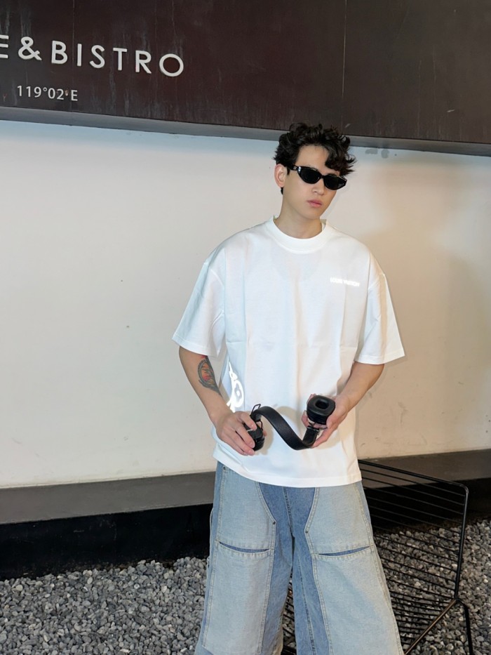 Clothes Louis Vuitton 20250419-3