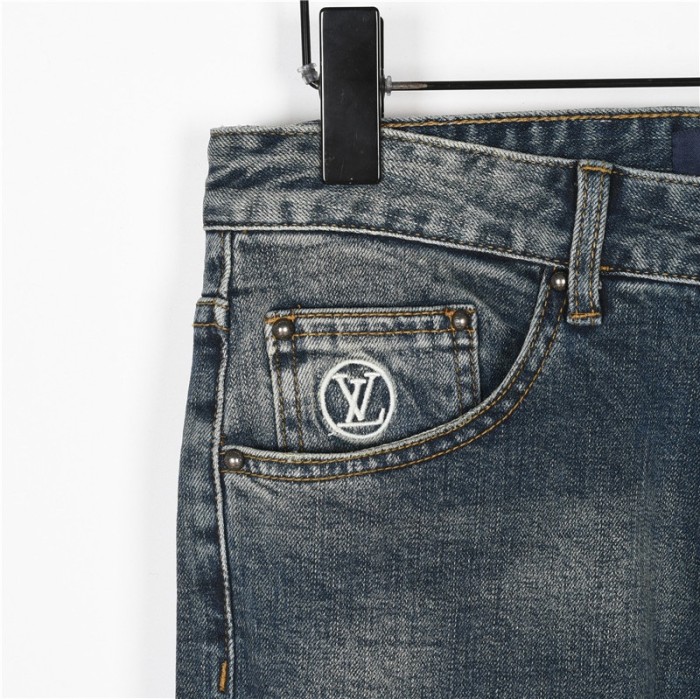 Clothes Louis Vuitton 20250419-7