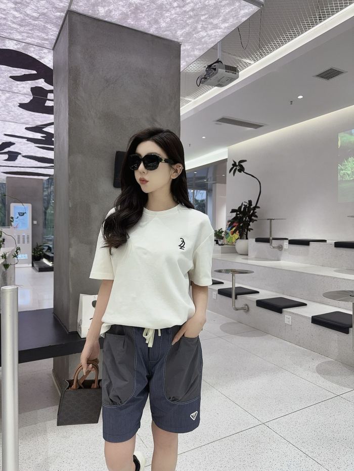 Clothes Prada 20250419-1