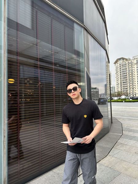  Clothes Versace 20250419-1