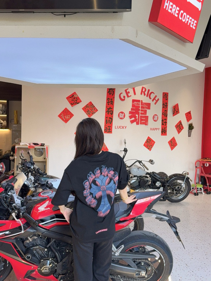 Clothes Chtome Hearts 20250419-15