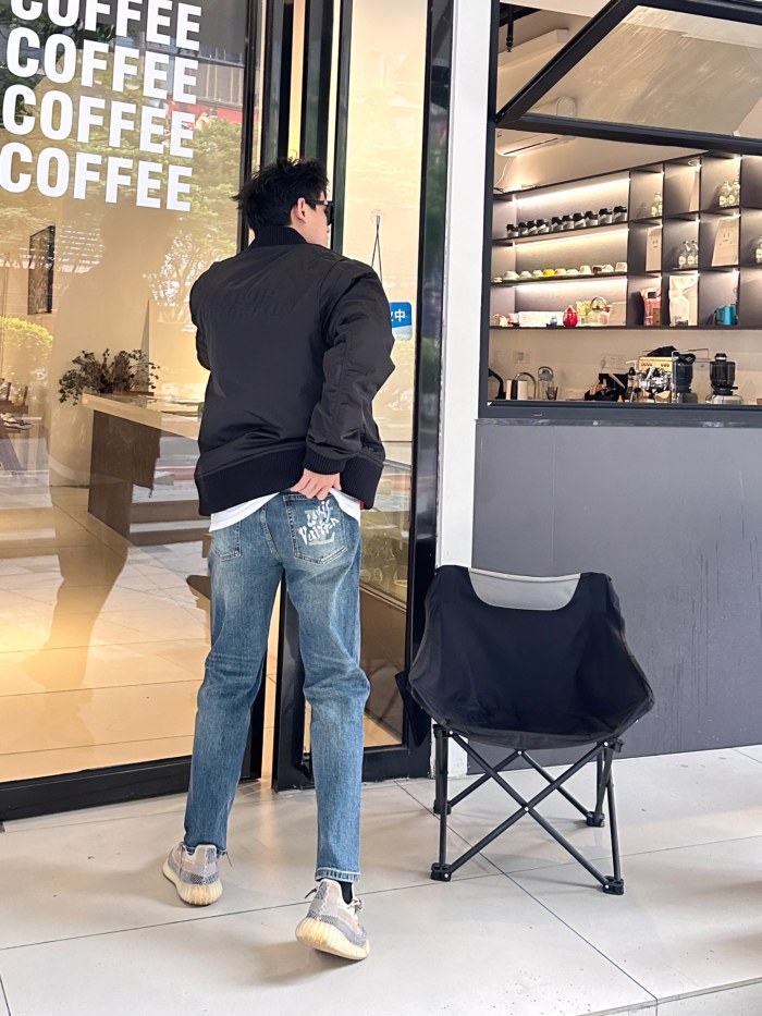 Clothes Louis Vuitton 20250419-6