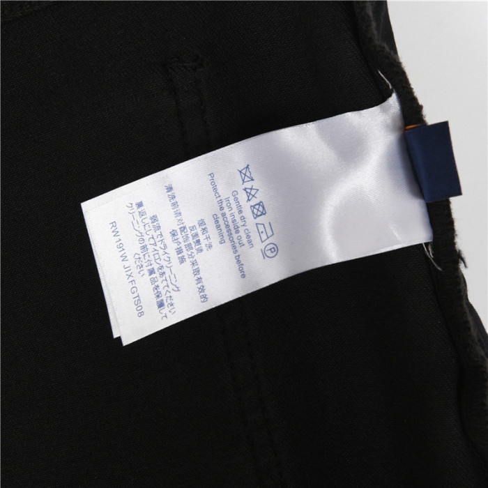 Clothes Louis Vuitton 20250419-9