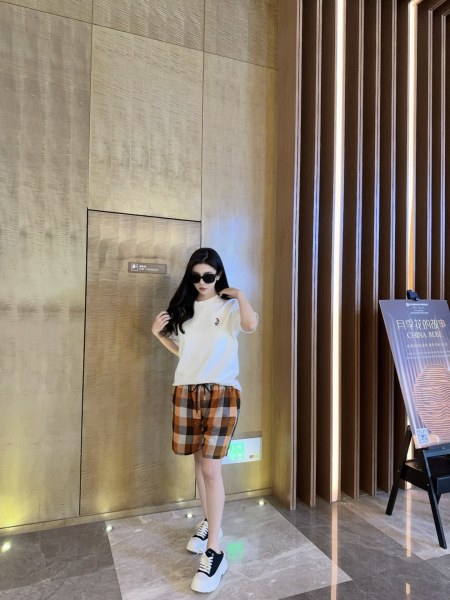 Clothes Louis Vuitton 20250419-15