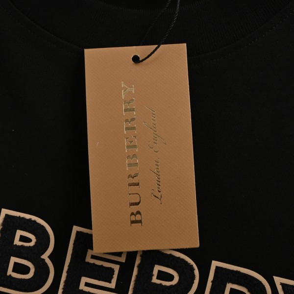  Clothes Burberry 20250419-7