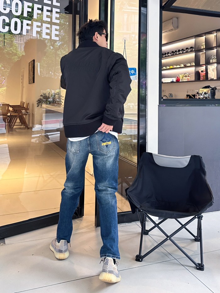 Clothes Louis Vuitton 20250419-8