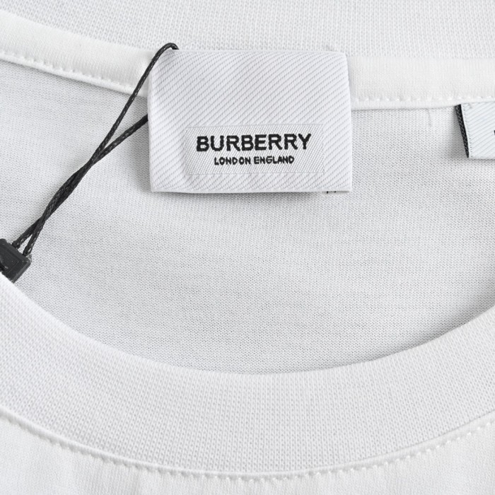  Clothes Burberry 20250419-1