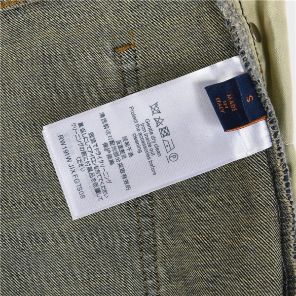 Clothes Louis Vuitton 20250419-13