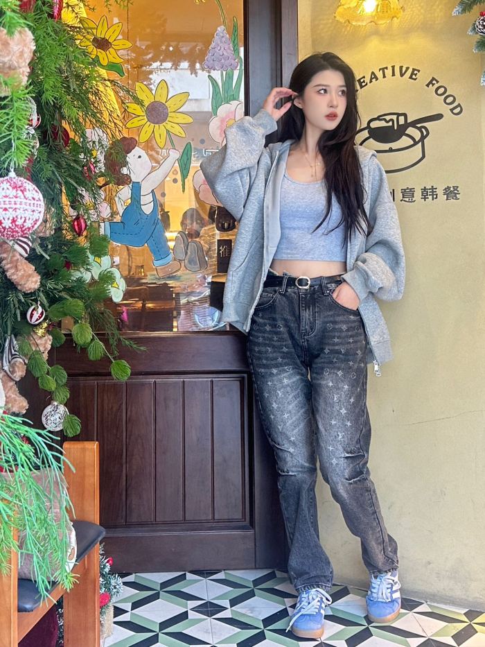 Clothes Louis Vuitton 20250419-12