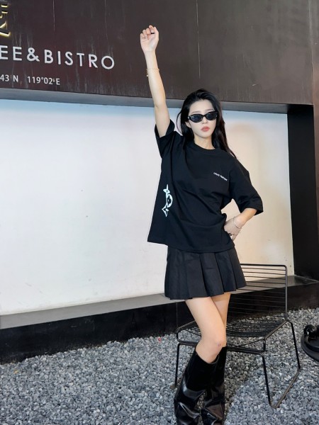 Clothes Louis Vuitton 20250419-4