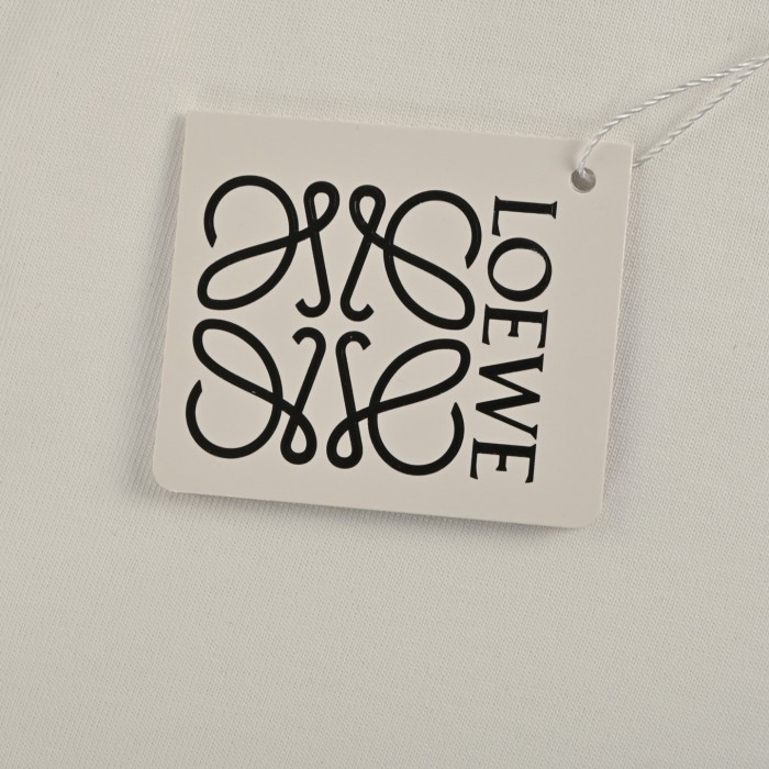  Clothes Loewe 20250419-1