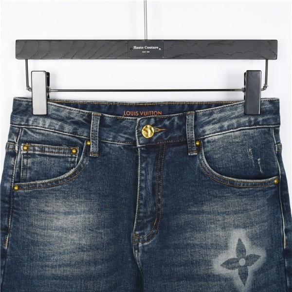  Clothes Louis Vuitton 20250419-5