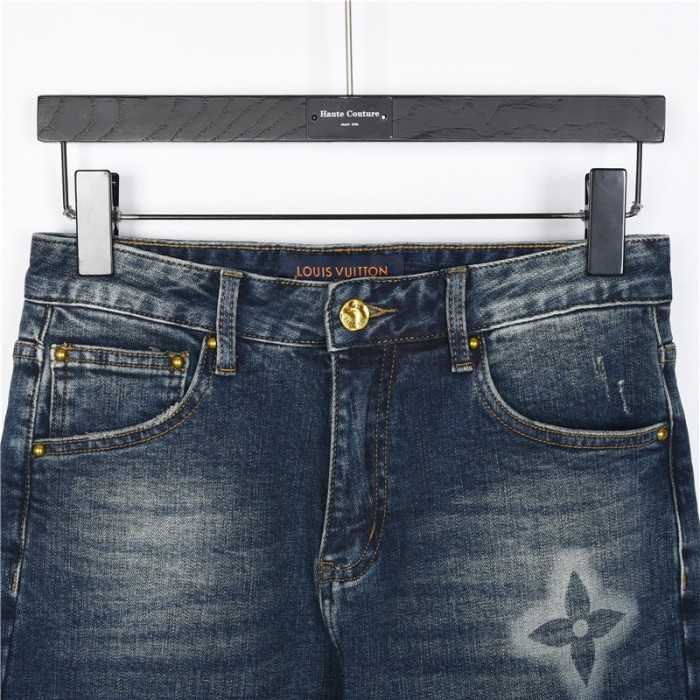  Clothes Louis Vuitton 20250419-5