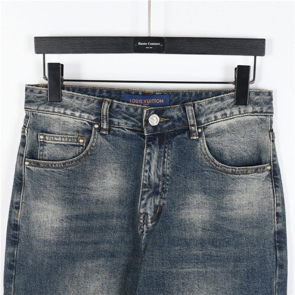 Clothes Louis Vuitton 20250419-13