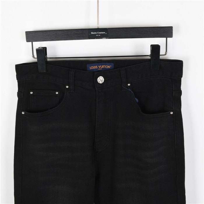 Clothes Louis Vuitton 20250419-14