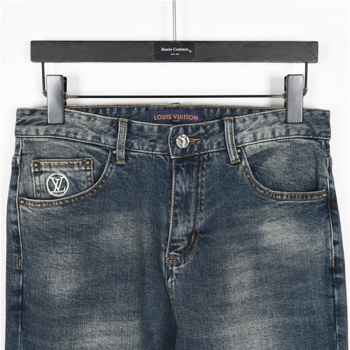 Clothes Louis Vuitton 20250419-7