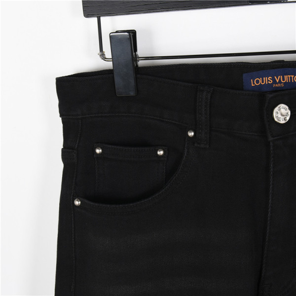 Clothes Louis Vuitton 20250419-14