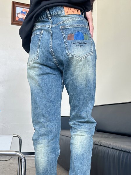 Clothes Louis Vuitton 20250419-11